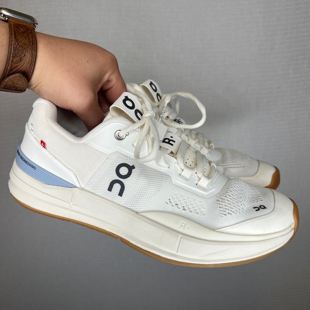 On Running The Roger Clubhouse Mid White Gum Blue Sneakers Womens 9.5 EU 41